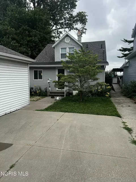 5702 Lakeside Ave, Toledo, OH 43611