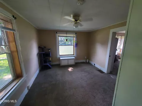 Living - 203 E Crawford St, Upper Sandusky, OH 43351 photo 1 of 1