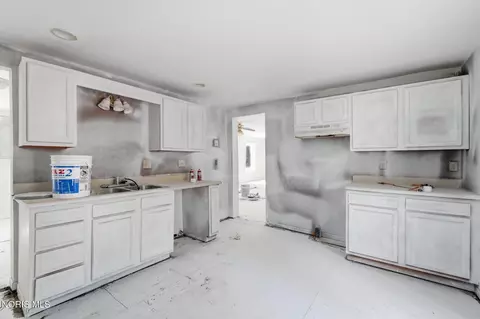 Kitchen - 119 S Dix St, Paulding, OH 45879 photo 1 of 2
