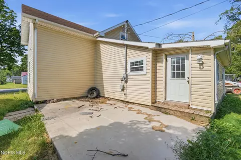 Exterior - 119 S Dix St, Paulding, OH 45879 photo 2 of 6