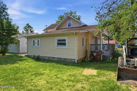 Exterior - 119 S Dix St, Paulding, OH 45879 photo 4 of 6
