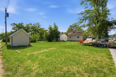 Exterior - 119 S Dix St, Paulding, OH 45879 photo 6 of 6