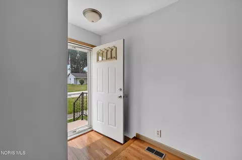 Entry Way - 203 Pleasant St, Edon, OH 43518 photo 1 of 2
