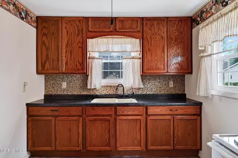 Kitchen - 203 Pleasant St, Edon, OH 43518 photo 3 of 3