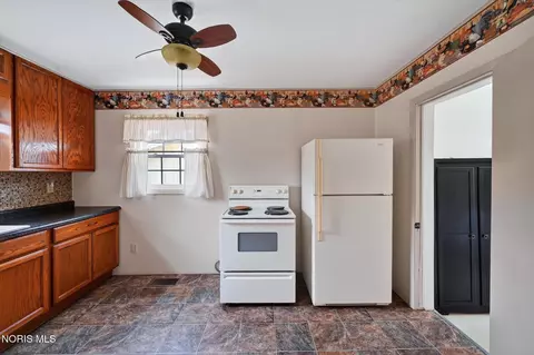 Kitchen - 203 Pleasant St, Edon, OH 43518 photo 1 of 3