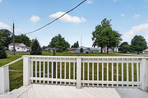 Exterior - 203 Pleasant St, Edon, OH 43518 photo 4 of 12