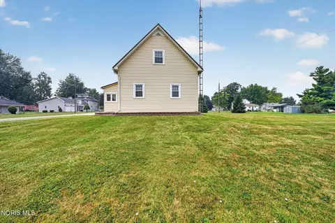 Exterior - 203 Pleasant St, Edon, OH 43518 photo 11 of 12
