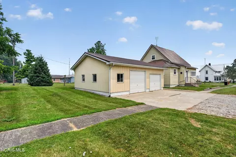 Exterior - 203 Pleasant St, Edon, OH 43518 photo 3 of 12