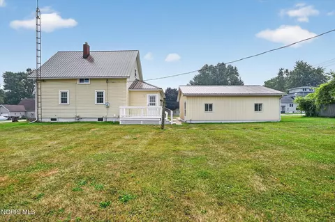 Exterior - 203 Pleasant St, Edon, OH 43518 photo 7 of 12