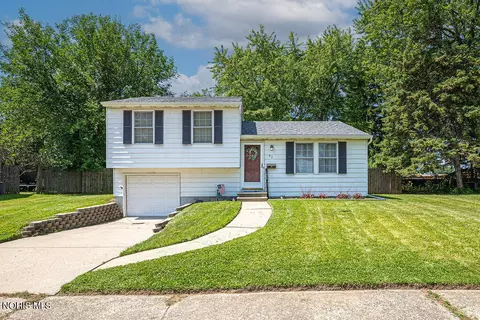 93 Hargrave Rd, Toledo, OH 43615
