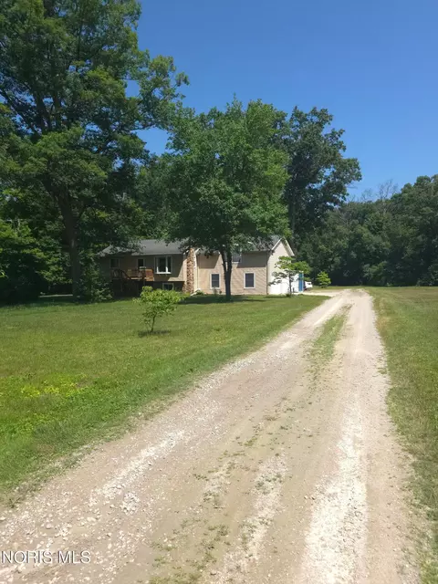 8744 Nebraska Ave, Toledo, OH 43617
