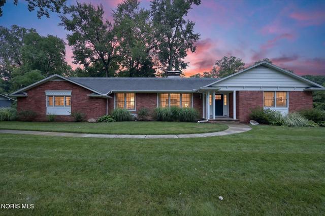 3445 Chapel Dr, Toledo, OH 43615