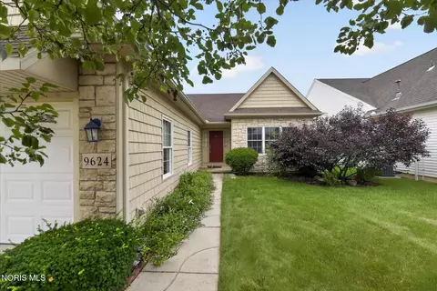 9624 Captiva Dr, Sylvania, OH 43560