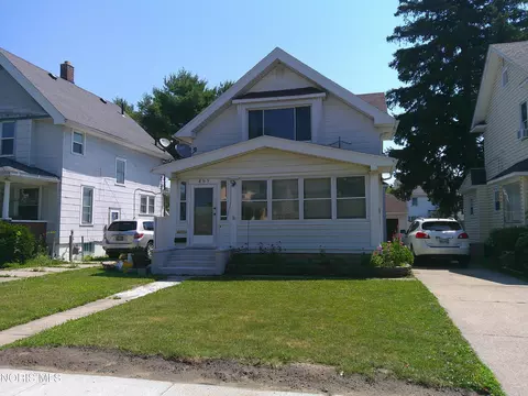 865 Ogden Ave, Toledo, OH 43609