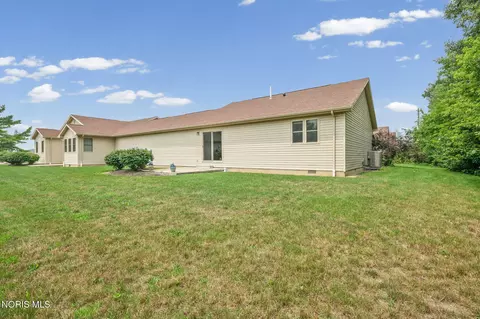 Exterior - 714 Autumn Dr, Ada, OH 45810 photo 2 of 3