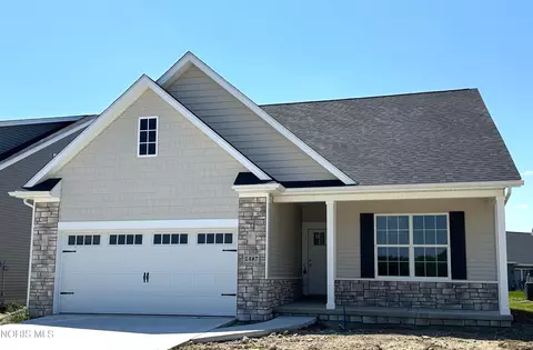 2487 Cross Ridge Rd, Perrysburg, OH 43551