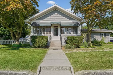 207 Rhodes Ave, North Baltimore, OH 45872