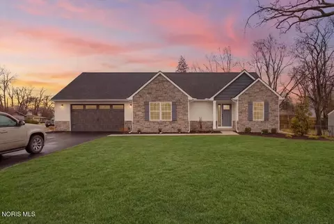 4550 Vineyard Rd, Toledo, OH 43623