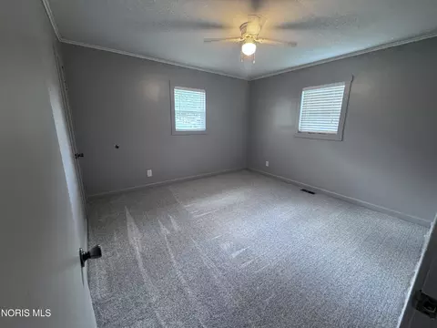715 N Johnson St, Ada, OH 45810 photo 8