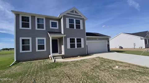 1324 Clairmont Ave, Napoleon, OH 43545