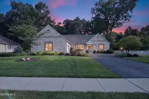 7910 Colony Woods Dr, Toledo, OH 43617