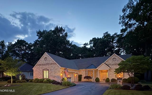7910 Colony Woods Dr, Toledo, OH 43617