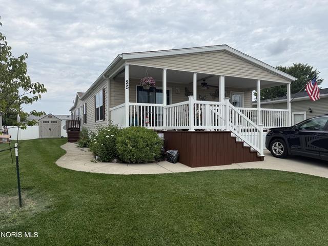27484 Oregon Rd #25, Perrysburg, OH 43551