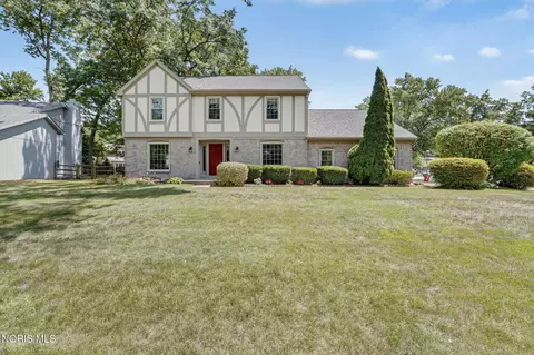 2338 Cheshire Woods Rd, Toledo, OH 43617