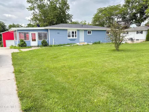 15330 W State Route 105, Elmore, OH 43416
