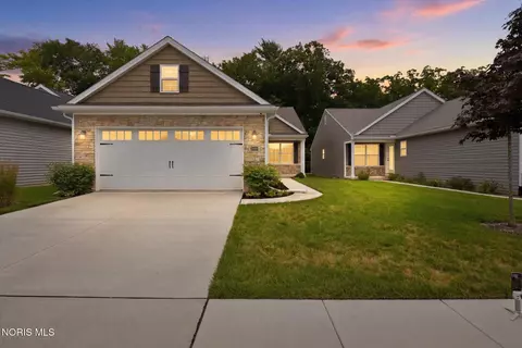 2056 Sunrise Creek Dr, Toledo, OH 43615