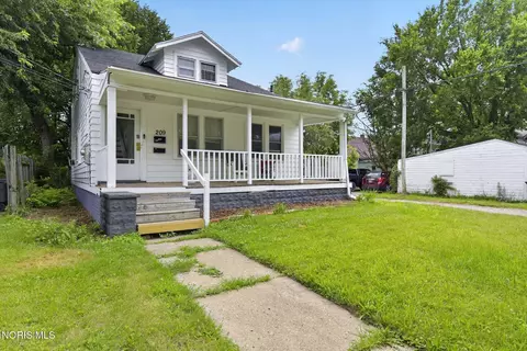 Exterior - 209 Eldred Ave, Toledo, OH 43609 photo 1 of 5
