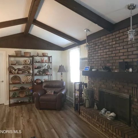 Living - 1029 N Emerald Rd, Paulding, OH 45879 photo 2 of 2