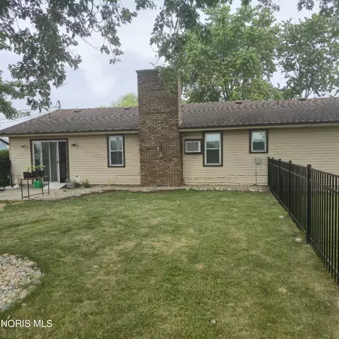 Exterior - 1029 N Emerald Rd, Paulding, OH 45879 photo 5 of 7
