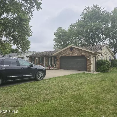 Exterior - 1029 N Emerald Rd, Paulding, OH 45879 photo 1 of 7