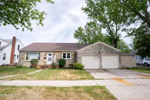 1031 Washington Ave, Defiance, OH 43512