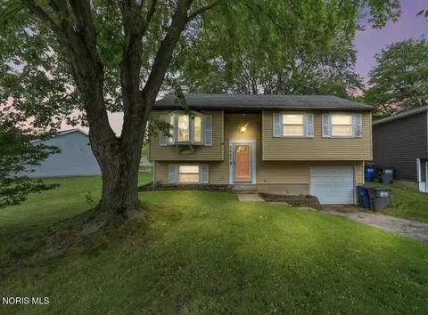 5405 Thornbrook Trl, Toledo, OH 43611