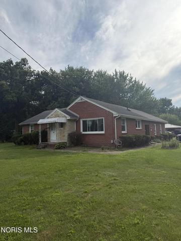 931 Harrow Rd, Toledo, OH 43615