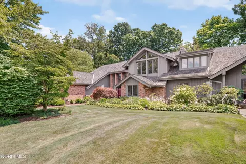 10620 Cardiff Rd, Perrysburg, OH 43551