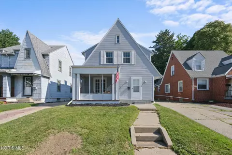 1472 Craigwood Rd, Toledo, OH 43612