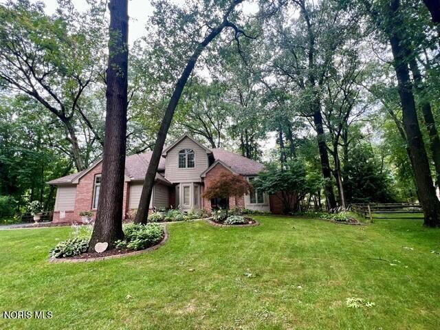 624 Kitlou Ct, Holland, OH 43528