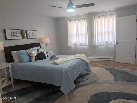 Bedroom - 349 Summit St, Upper Sandusky, OH 43351 photo 2 of 4