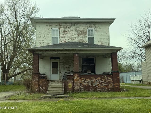 225 E South St, Fostoria, OH 44830