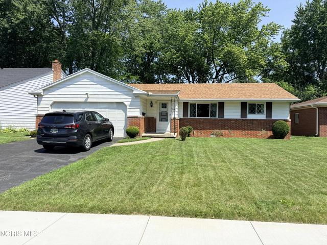 4040 Barstow Ave, Toledo, OH 43623