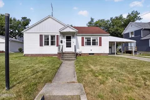 209 N Shoop Ave, Wauseon, OH 43567