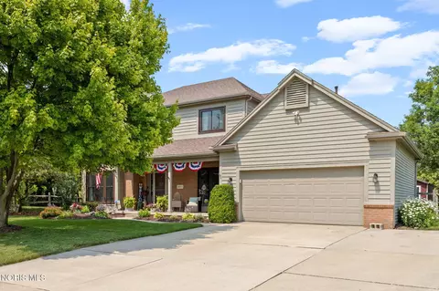 26311 Laurel Ln, Perrysburg, OH 43551