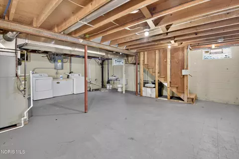 Other - 2811 Castleton Ave, Toledo, OH 43613 photo 9 of 11