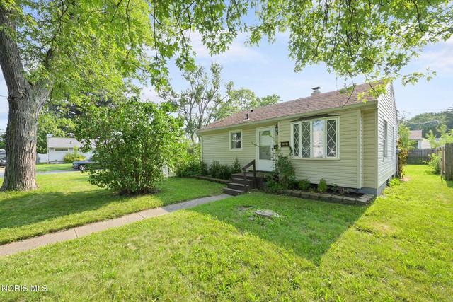 1305 Almon Ave, Toledo, OH 43614