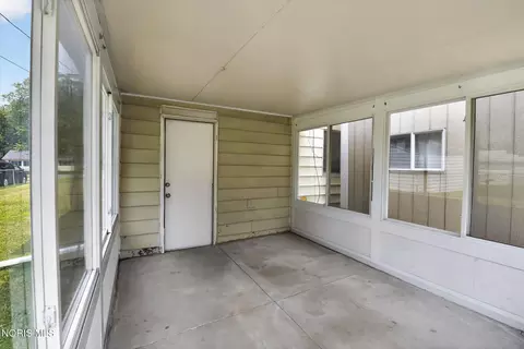 103 Independence Rd, Toledo, OH 43607 photo 7
