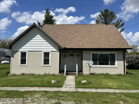 203 E Ash St, Continental, OH 45831 photo 1