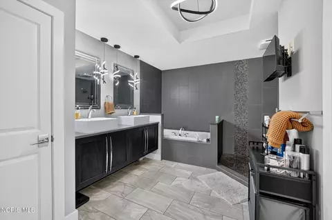 Bath - 5757 Waterville-monclova Rd, Waterville, OH 43566 photo 1 of 5